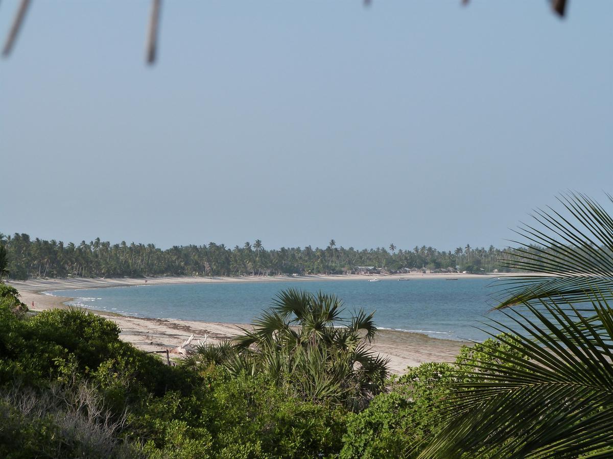 The Beach Crab Resort Pangani Экстерьер фото